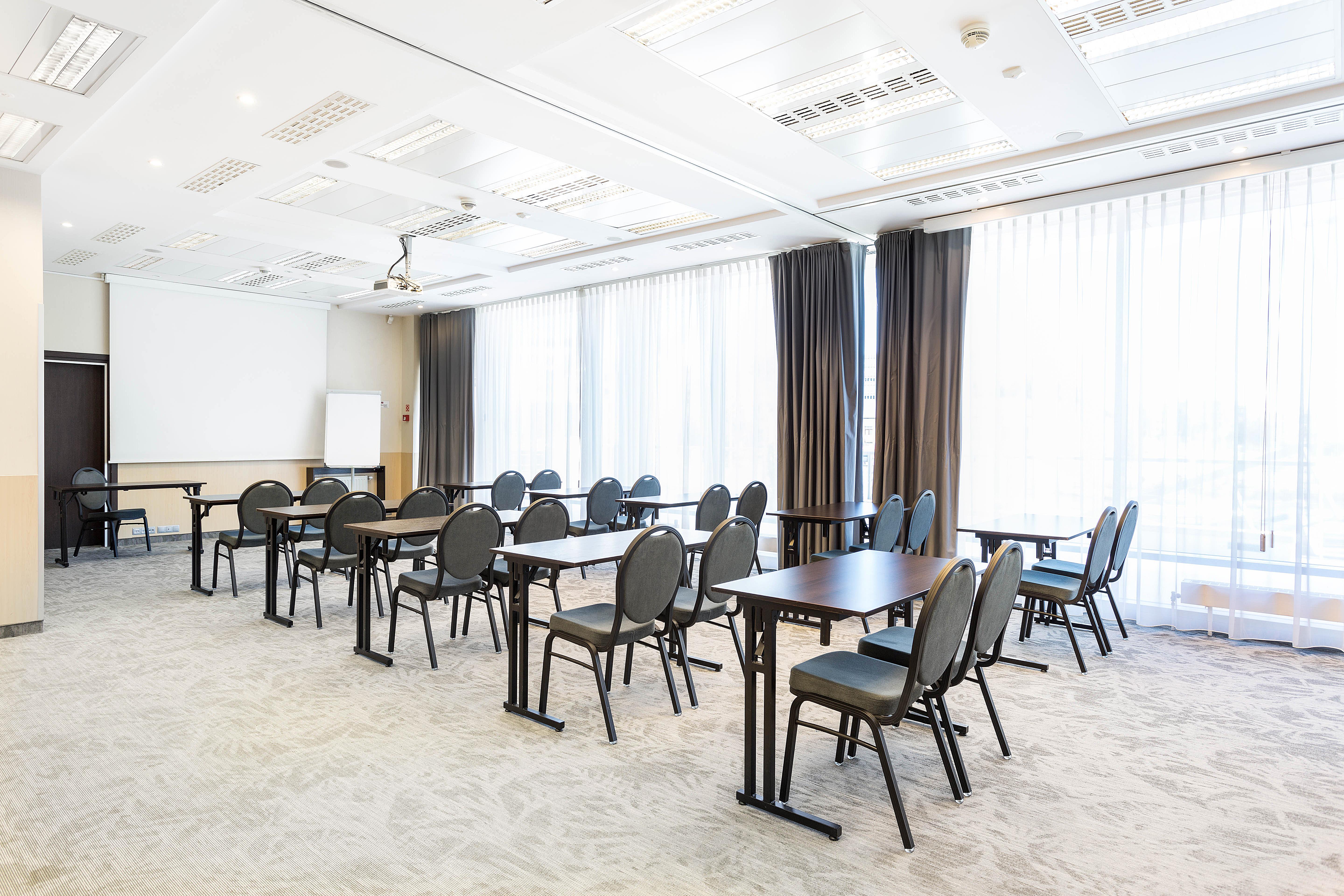 Qubus Hotel Kielce Eksteriør bilde