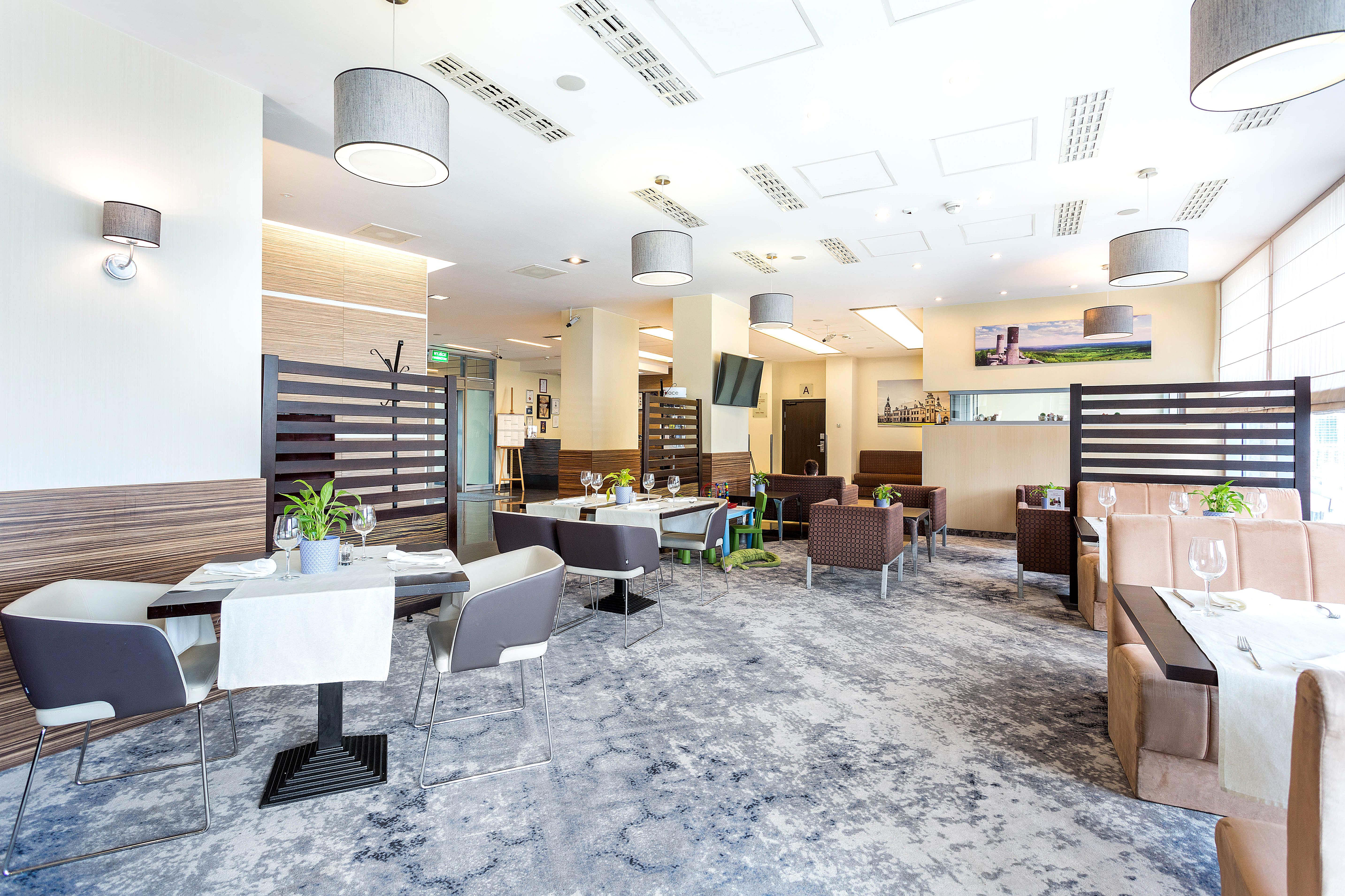 Qubus Hotel Kielce Eksteriør bilde