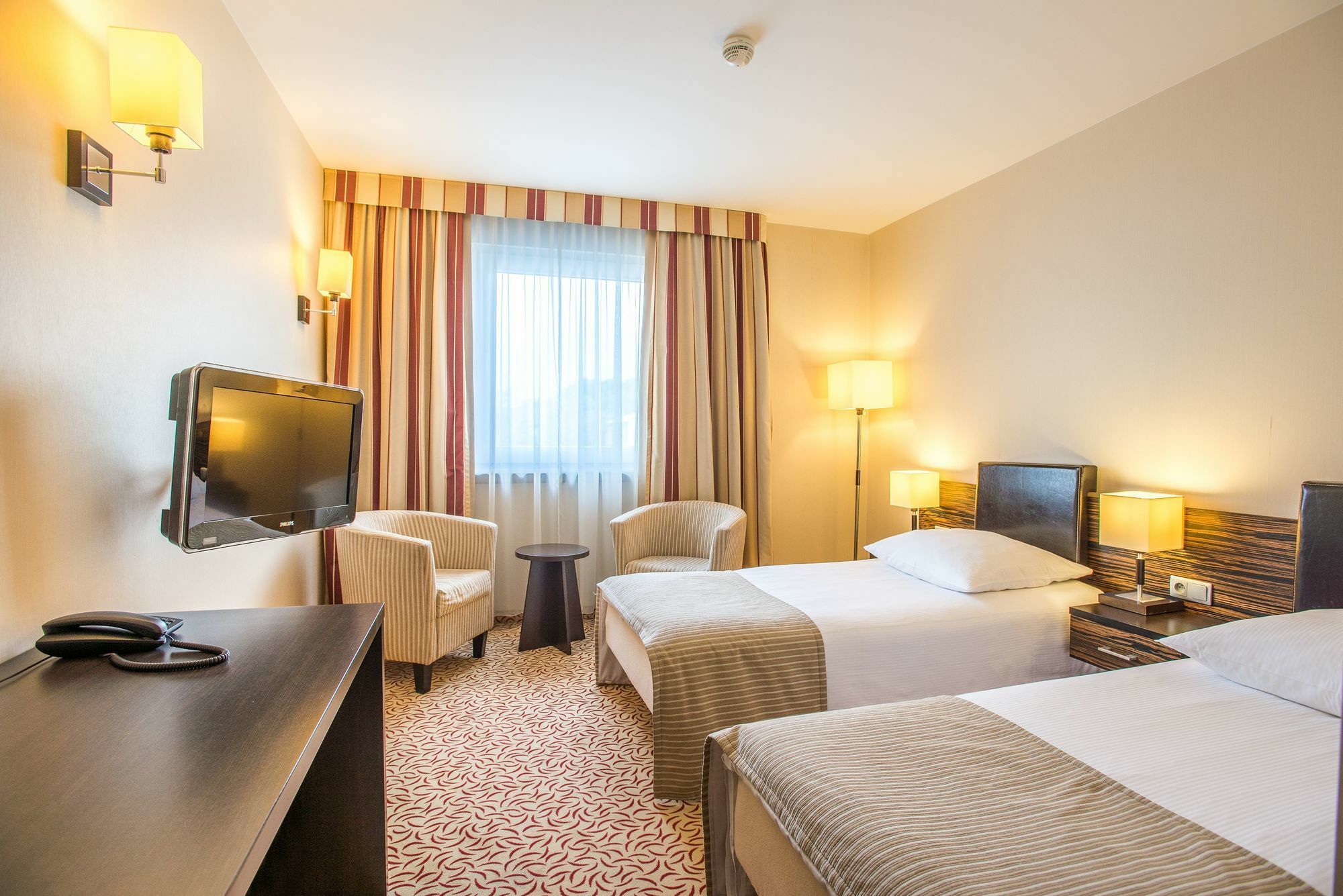 Qubus Hotel Kielce Eksteriør bilde