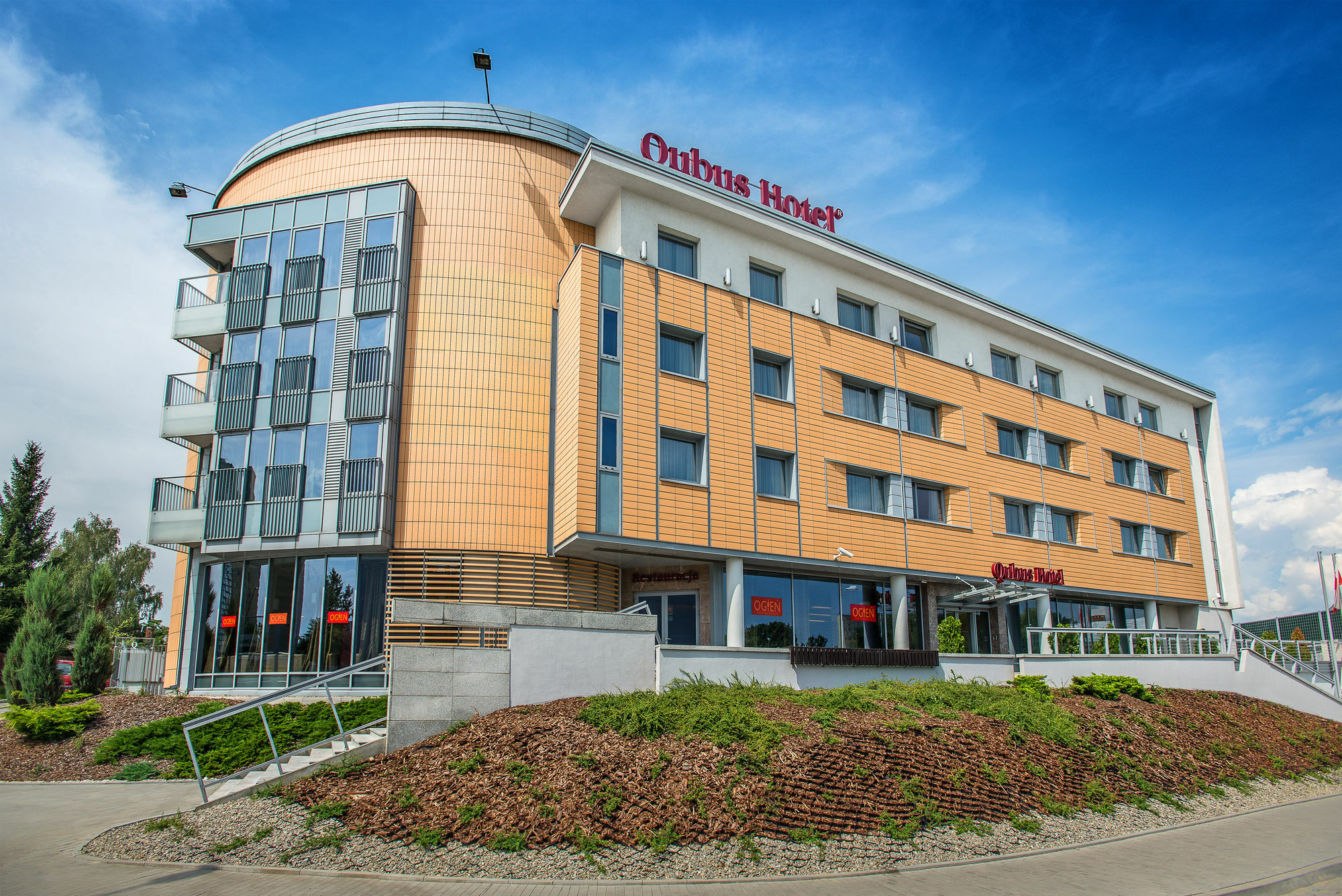 Qubus Hotel Kielce Eksteriør bilde